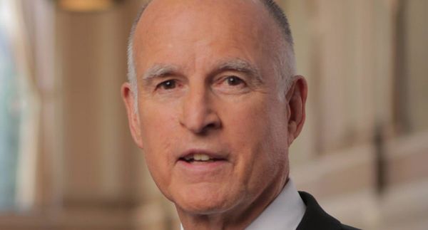Gov. Jerry Brown: If Trump wins, 'we'd have to build a wall around California'