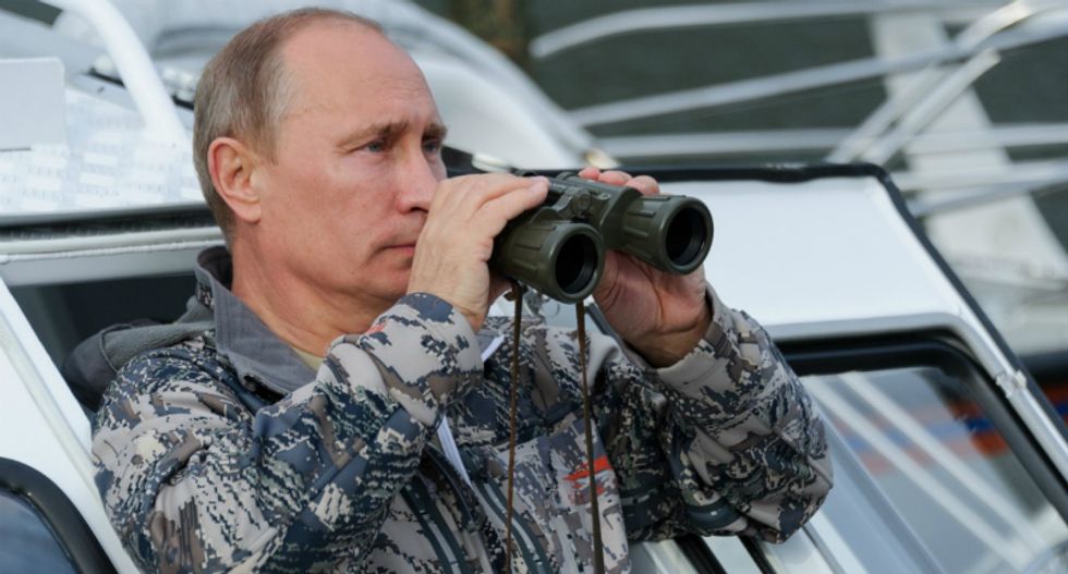 Retired CIA expert: US far-right is getting duped by Russia and it's 'part of something bigger'