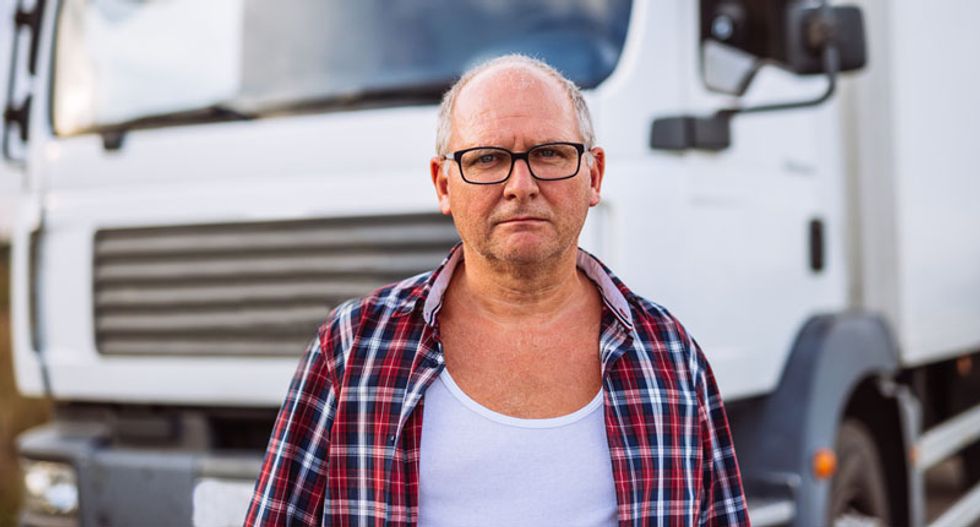 Blue-collar jobs under threat as self-driving truck uses first shipment to deliver Budweiser