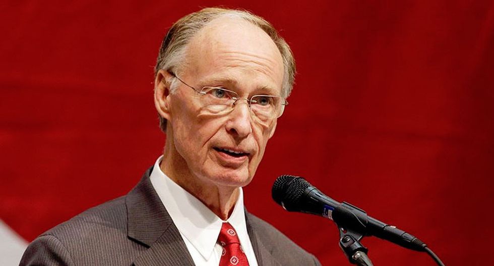 BUSTED: Bible-thumping Alabama governor expelled from church after racy phone calls go public