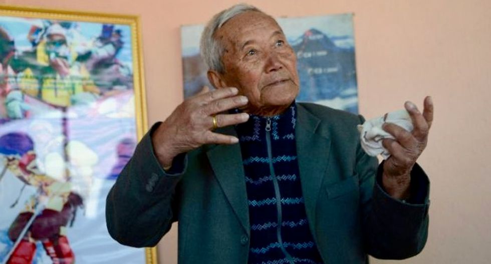 85-year-old dies on Everest during world record bid