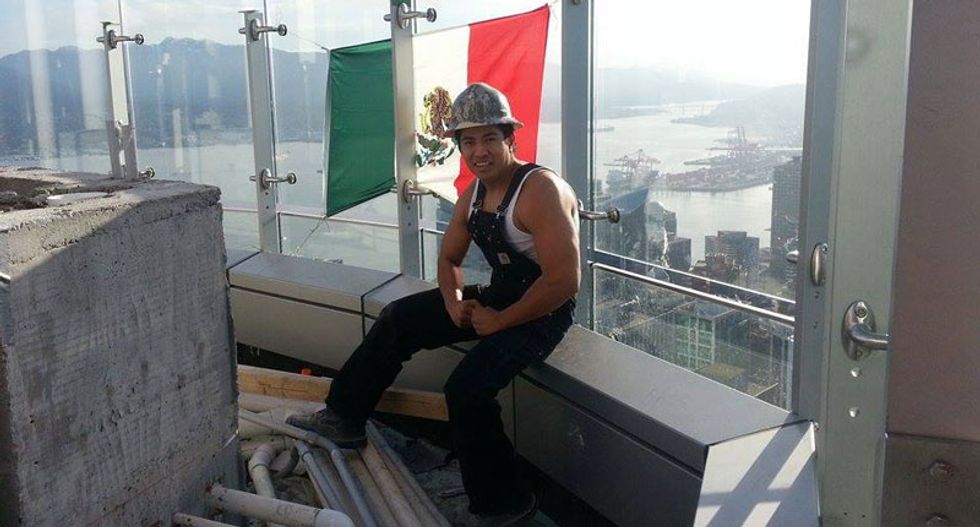 Trump just got hit with an epic smackdown from this Mexican construction worker