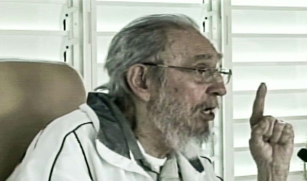 Fidel Castro makes first public appearance in 9 months