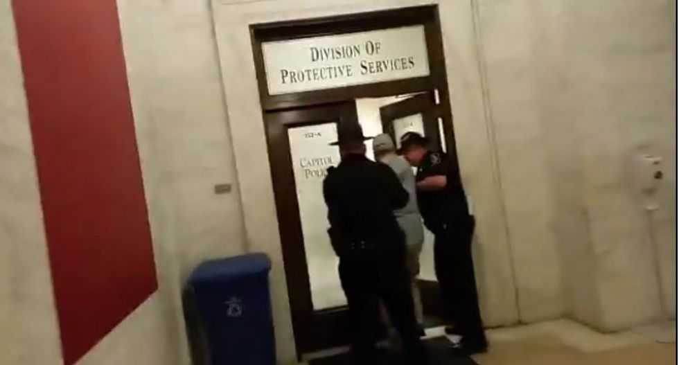 WATCH: Reporter arrested for 'trying to ask Tom Price questions' about GOP's Obamacare repeal