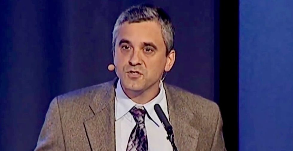 Harvard professor explains why shaming Trump's henchmen is absolutely effective: 'Public shaming has an important role'