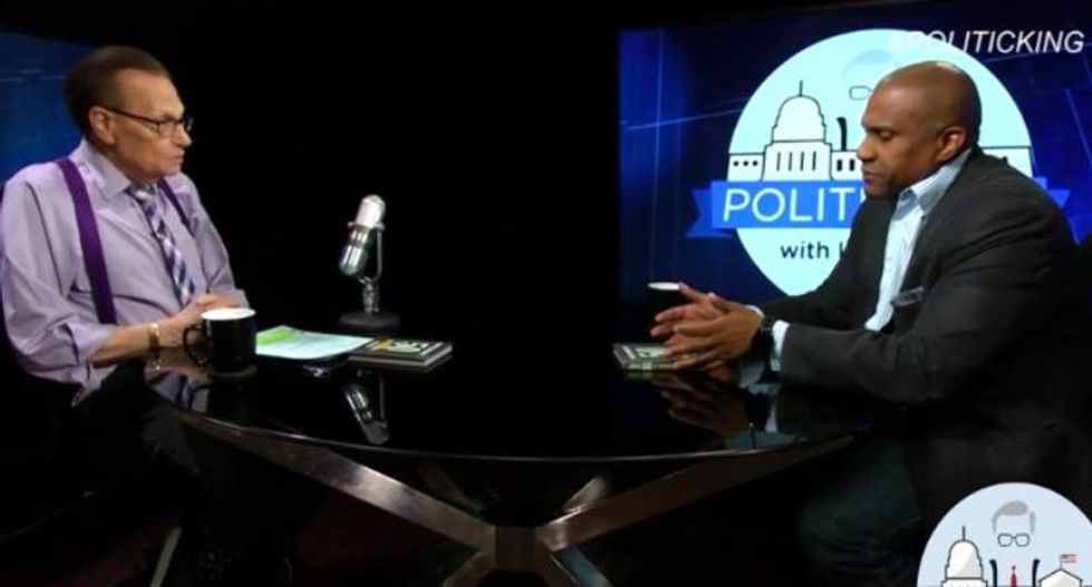 Tavis Smiley forces Larry King to confront anti-Muslim rhetoric from longtime friend Trump