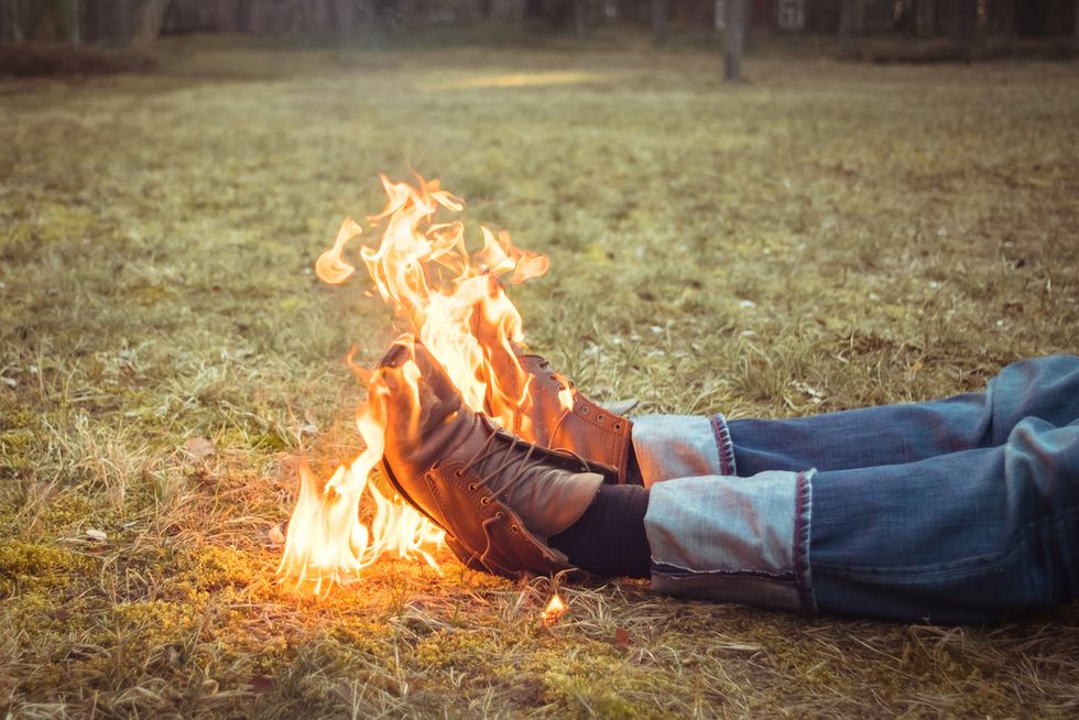 Creep burned while trying to shoot upskirt photos after shoe camera explodes