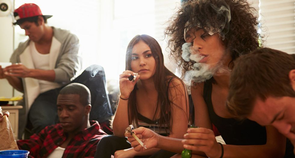 Nevada is so unprepared for pot legalization they are allowing liquor stores to sell it