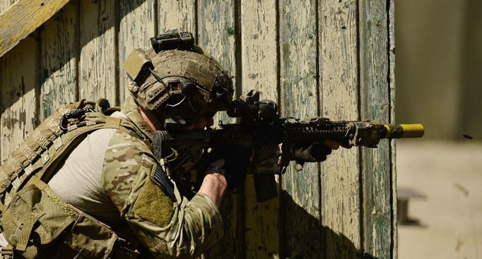 Obama to send 250 more special forces personnel and other troops to Syria