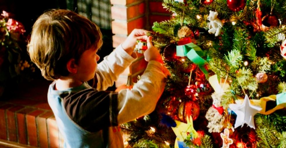 Here’s how Confederacy sympathizers attempt to normalize racism with Christmas ornaments