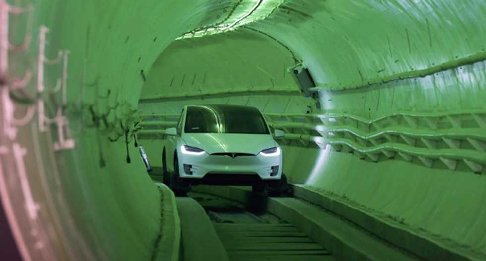 Elon Musk hopes to open Las Vegas car tunnel in 2020