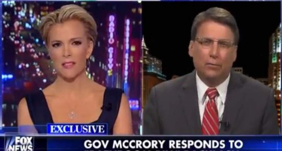 Megyn Kelly grills Pat McCrory over anti-trans North Carolina law: 'What is the fear?'