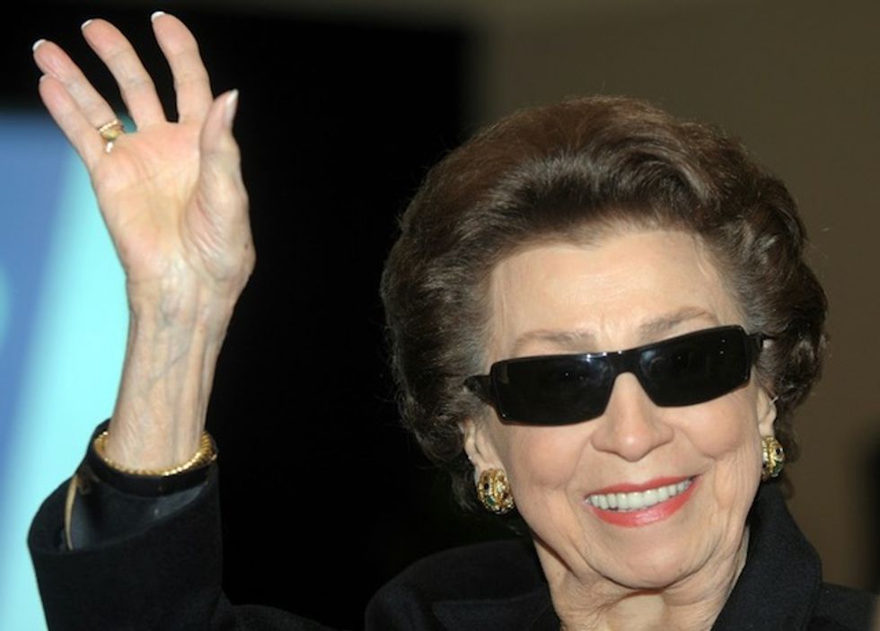 Frank Sinatra's first wife, Nancy, dies at 101