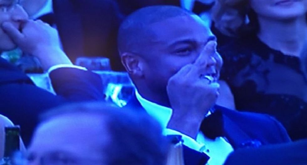 BUSTED: Don Lemon just gave Larry Wilmore the finger during the Correspondents' Dinner