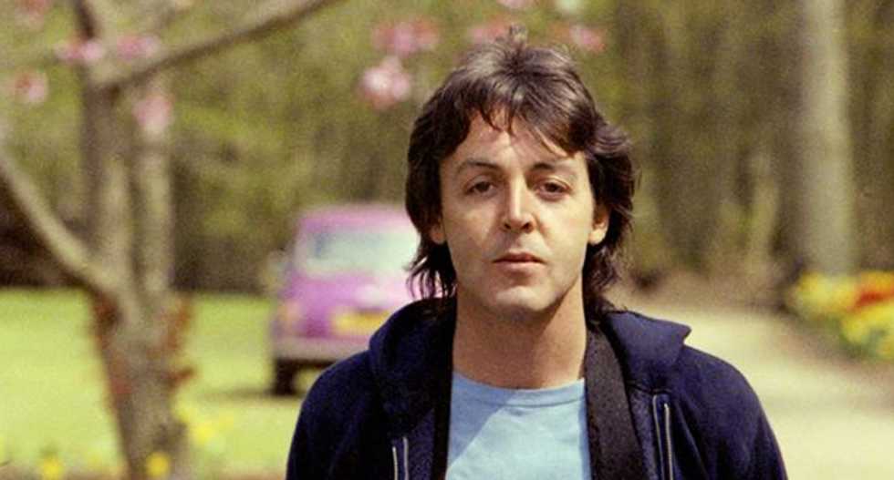 Handwritten 'Hey Jude' lyrics sell for $910,000