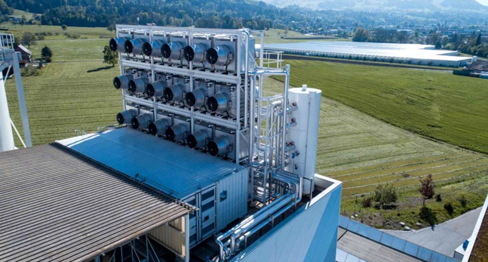 The world's first commercial CO2 capture plant just went live