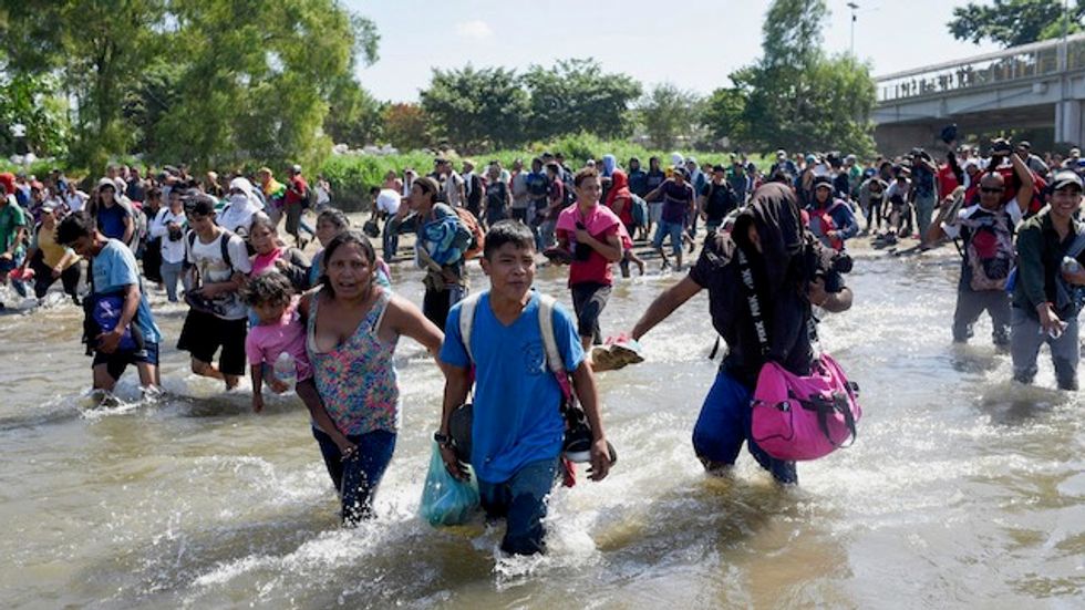 Clergy and conservatives call for allowing more refugees -- but Trump won't listen