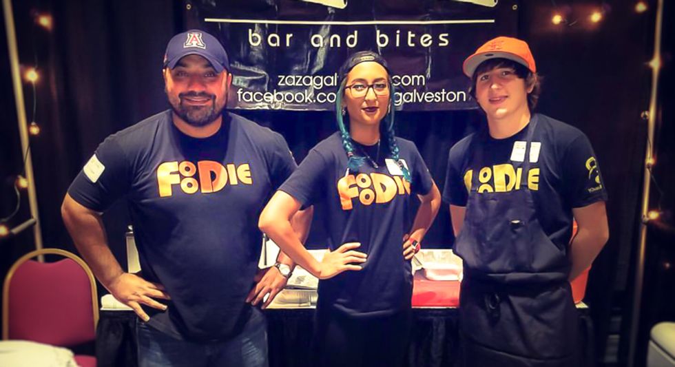 'People want me dead': Muslim restaurant owner closes 'baconed' Texas restaurant over racist threats