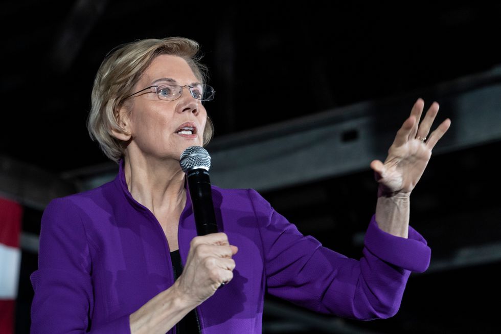 Elizabeth Warren does not plan to make a presidential endorsement after quitting the race