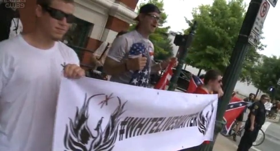 ‘White power’-screaming anti-Muslim racists outnumbered 5-to-1 by Texas counter-protesters