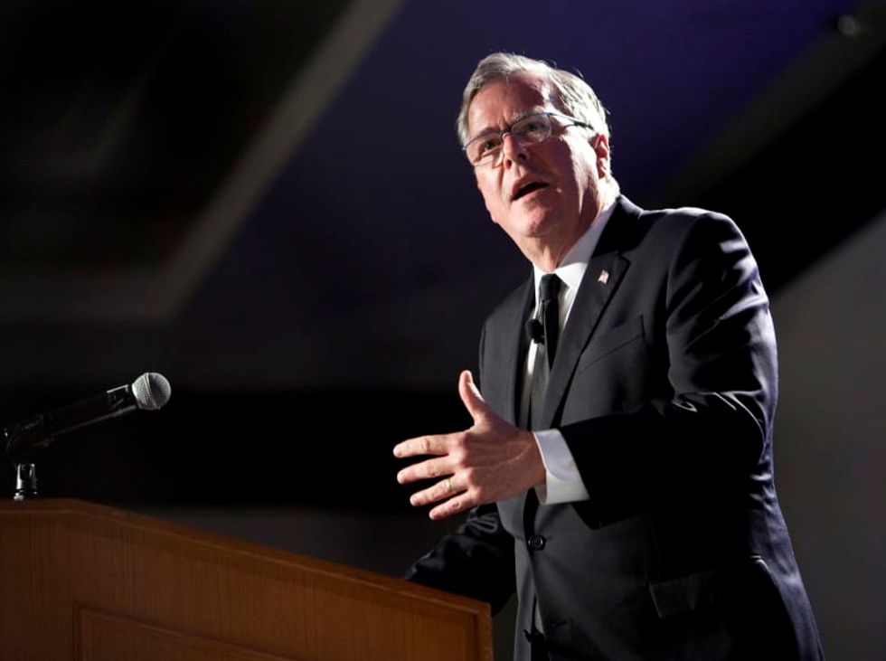 Jeb Bush urges return to civility in politics and criticizes Trump's financial 'malpractice'