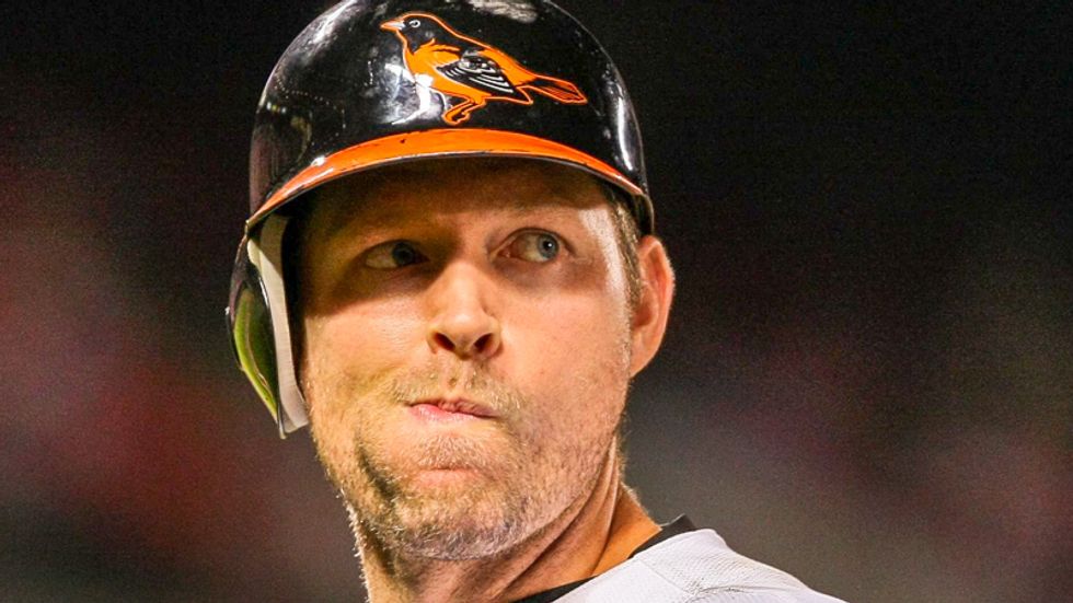 Aubrey Huff -- who called to make Iranian women slaves -- blames Trump support after Giants' celebration snub