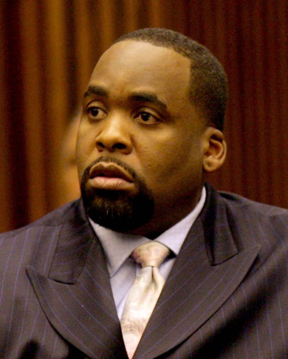 Former Detroit mayor Kwame Kilpatrick still in limbo as Trump pardons 11 others