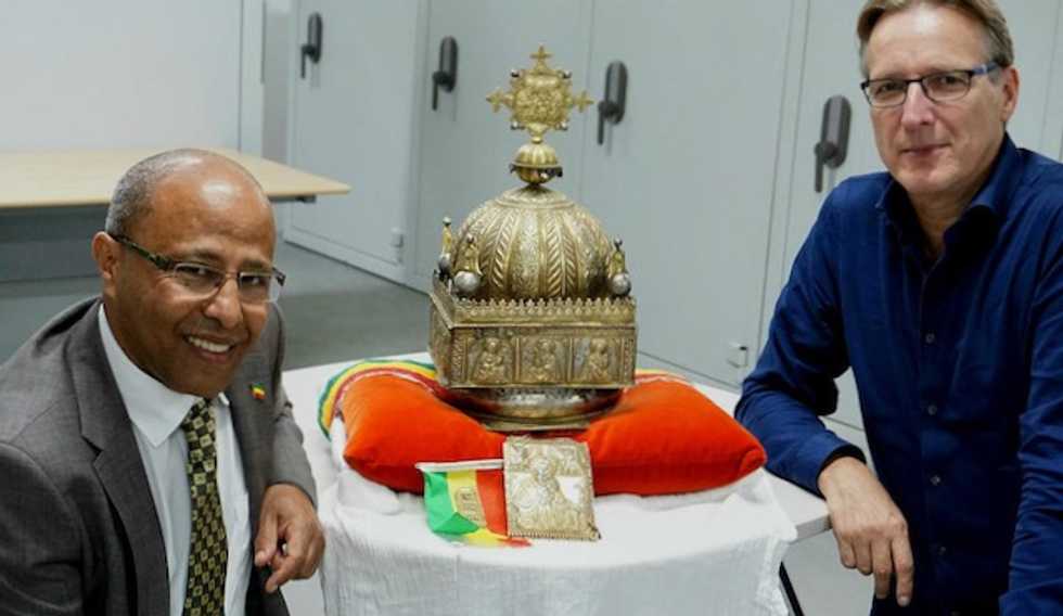 Rare Ethiopian crown, hidden for 21 years in the Netherlands, returns home