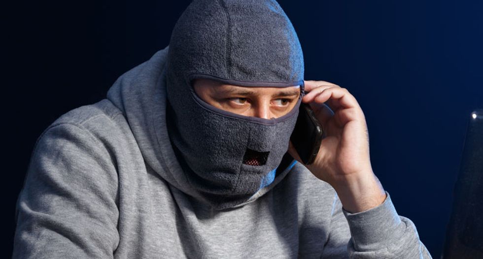 Unhinged Christian terrifies Texas mosque with threat to 'cut off the heads of you motherf*ckers’