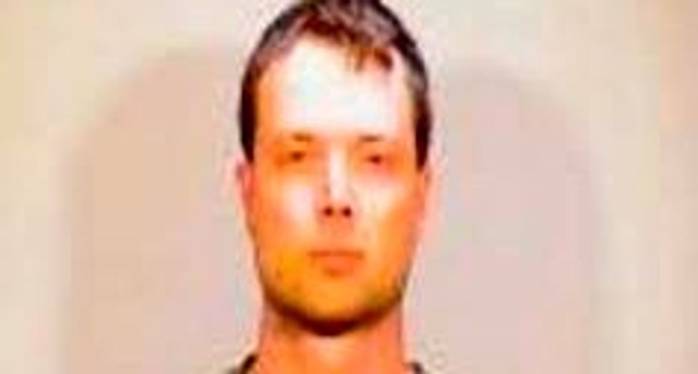 Illinois man charged with making bombs to attack US government