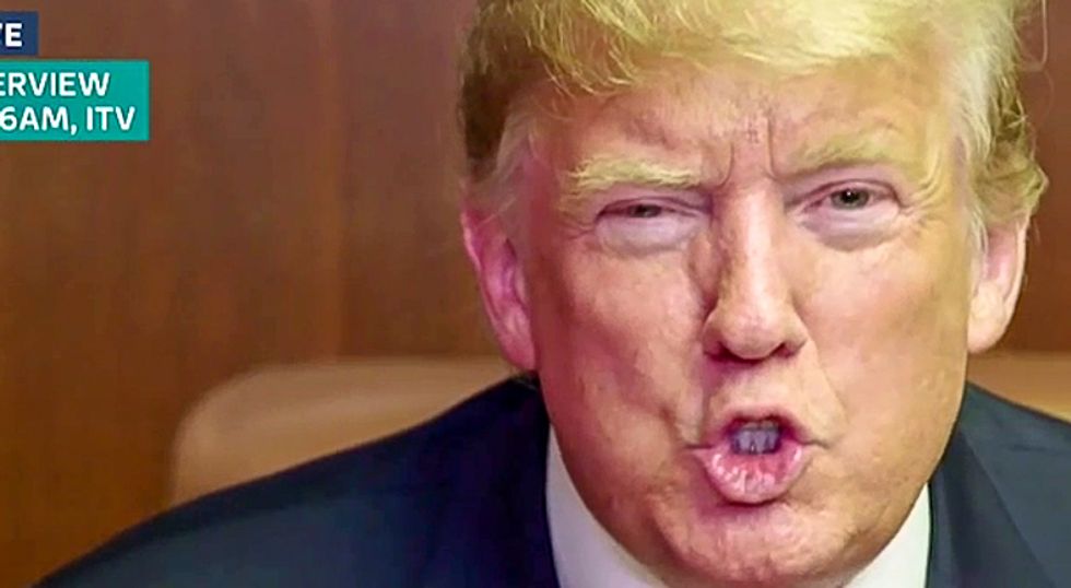 Donald Trump hits Queen Elizabeth with sexist rant: 'That is a beautiful woman'