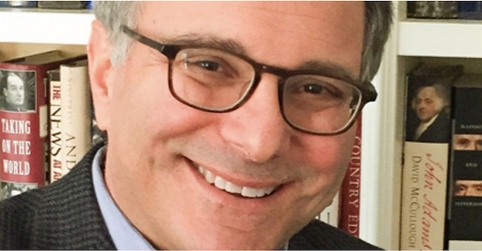 This website by an LSU professor debunks fake news on coronavirus, presidential election