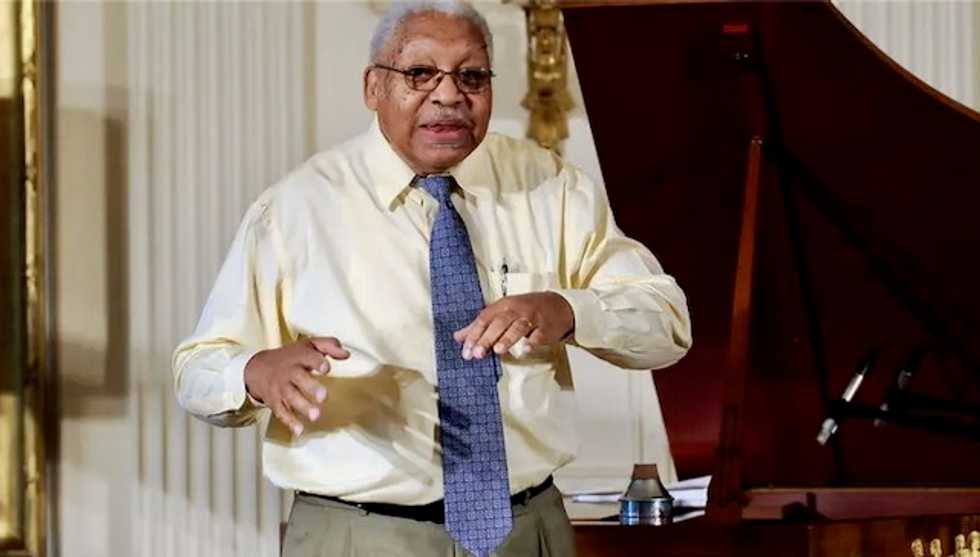 Jazz great Ellis Marsalis dies aged 85 after virus 'complications'
