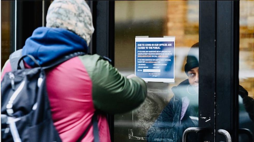 Record number of US workers receiving jobless benefits
