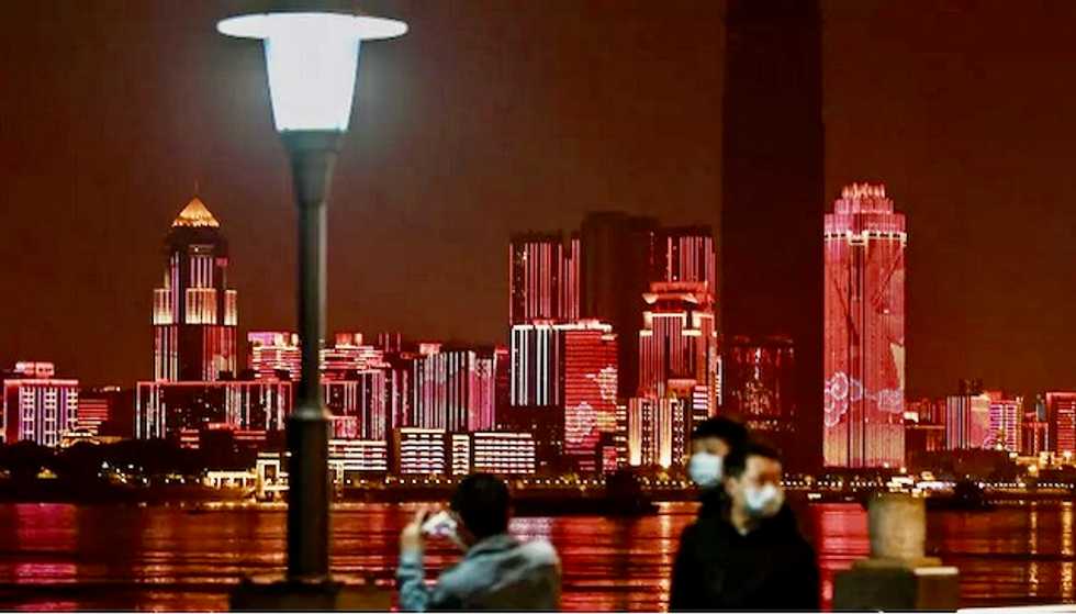 China says no new deaths in coronavirus milestone