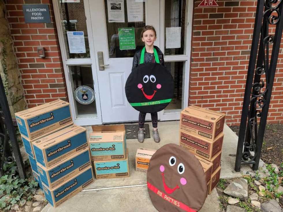 In time of need, Girl Scout troop finds delicious way to help community -- with cookies