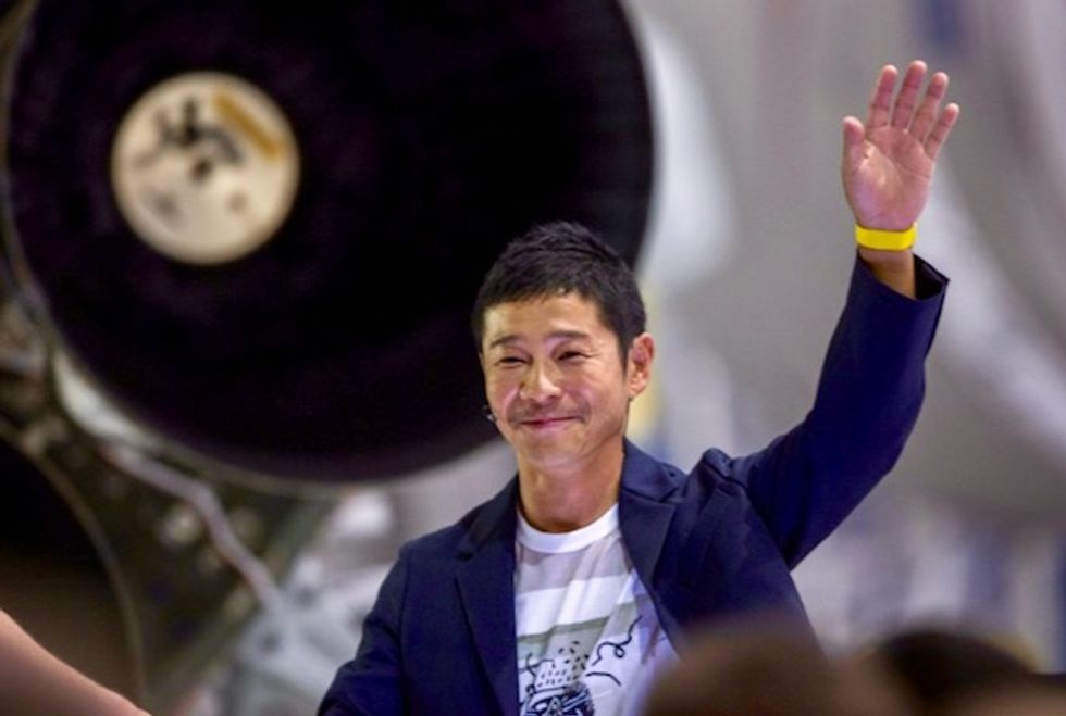 Japanese billionaire businessman revealed as SpaceX's first Moon traveler