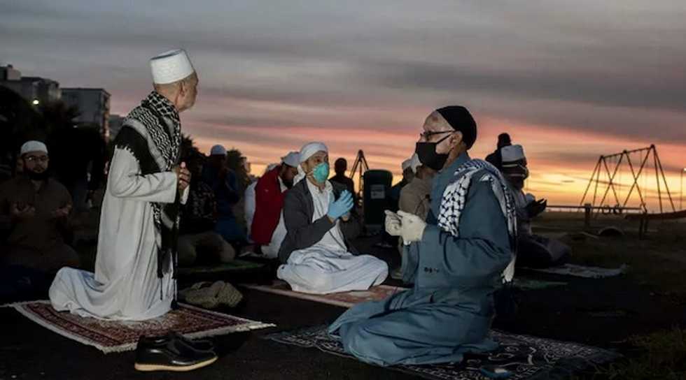 Saudi Arabia announces Ramadan starts Friday amid virus fears