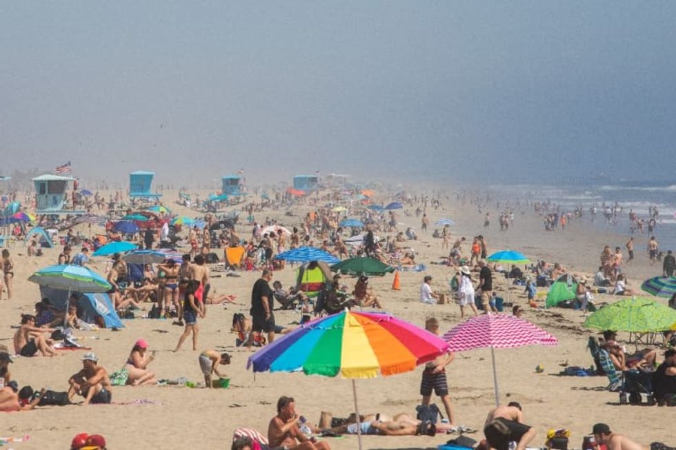 Gavin Newsom admonishes weekend crowds who flocked to beaches