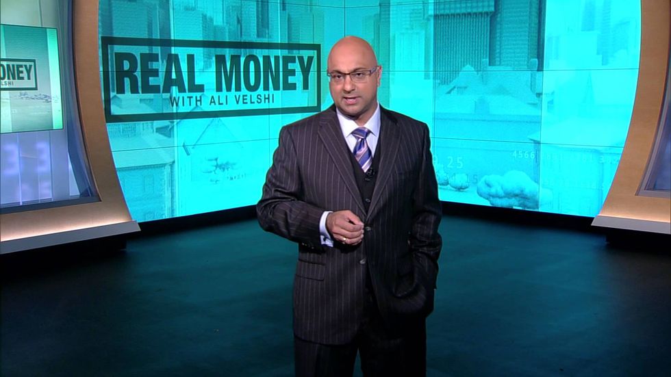 Corey Lewandowski goes down in flames arguing Trump trade policy with Al Jazeera's Ali Velshi