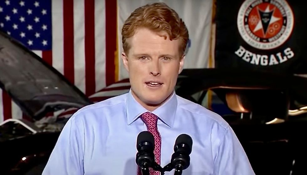 As millions are stripped of health coverage amid Covid-19, House Dems unveil bill for emergency expansion of Medicare and Medicaid