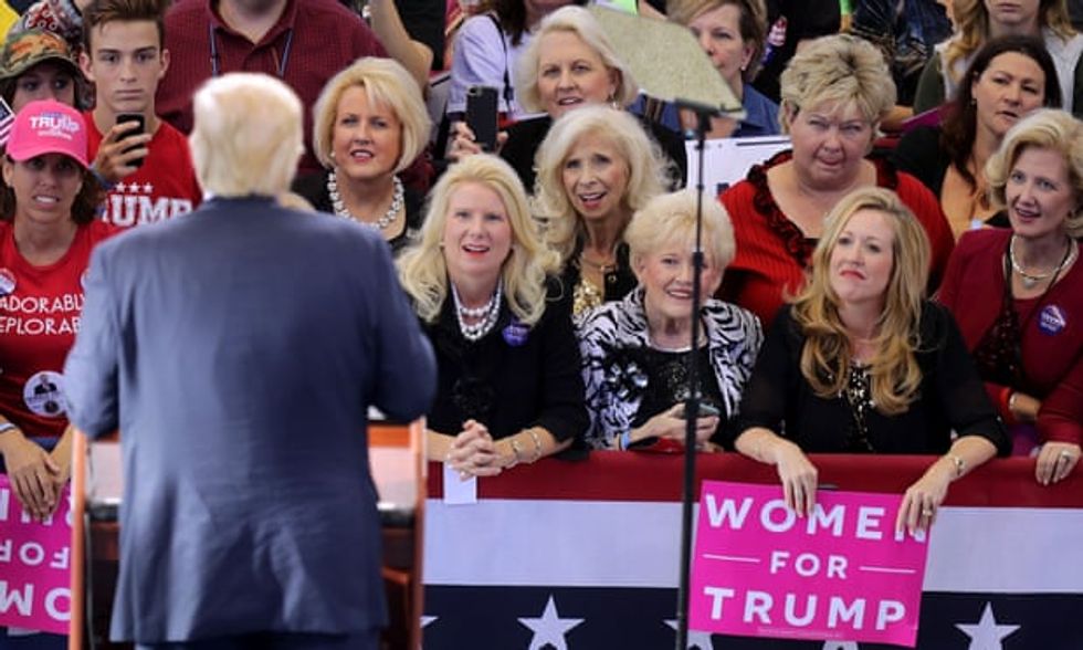 10 incredibly fake facts that Trump supporters think are true