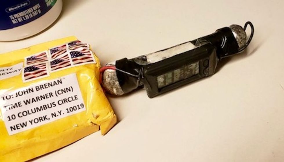 Design of bombs targeting Trump critics came from the Internet