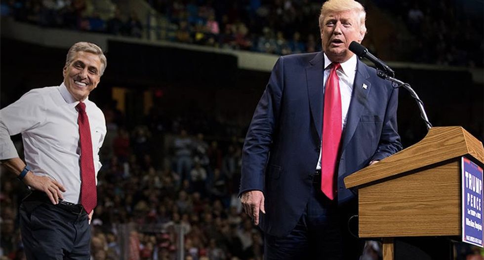 'The president is self-destructing' as news cycle threatens to generate blue wave: report