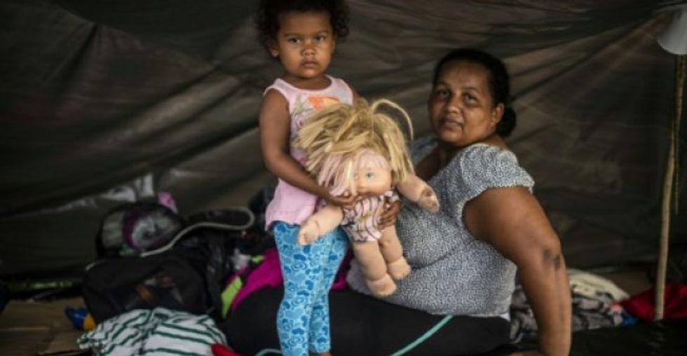 Trump says US planning 'tent cities' for migrants