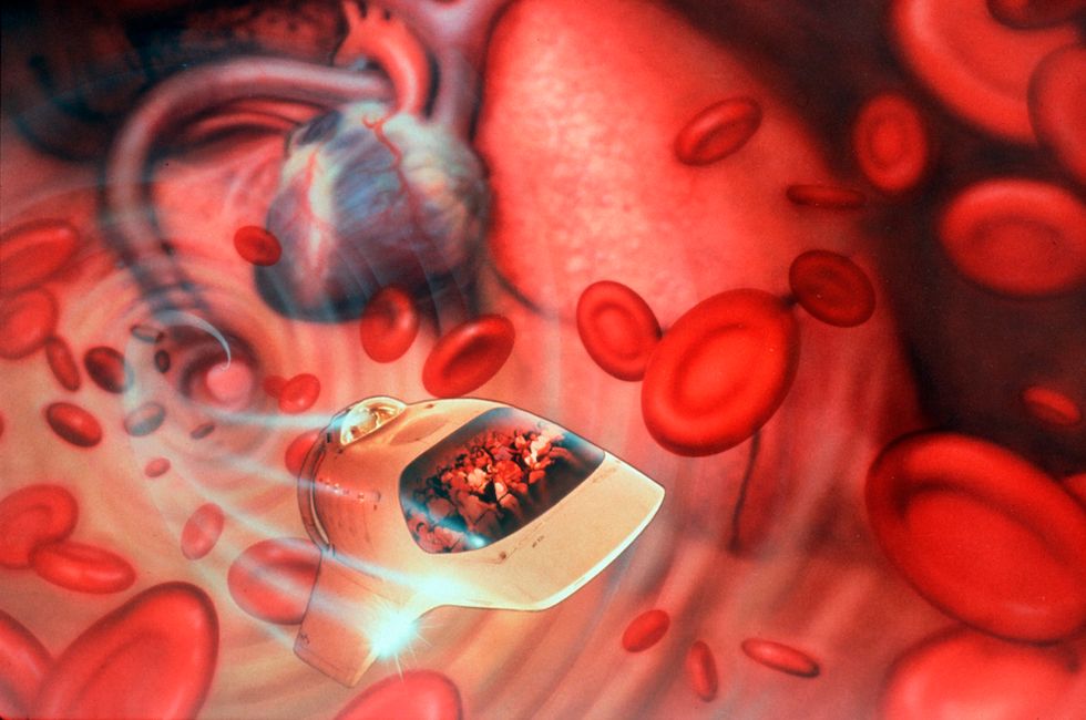 Bringing 'Fantastic Voyage' to life: Nanorobotic agents to fight cancer