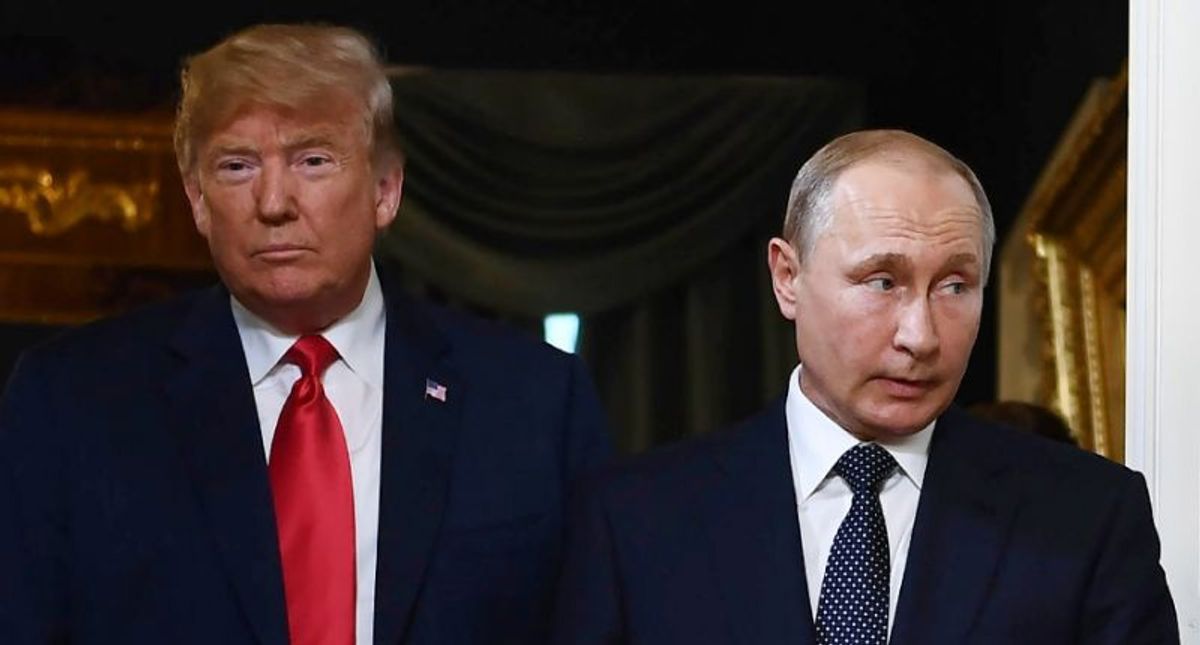 'Ritual humiliation': Authoritarian expert shows how Putin and Trump are acting the same