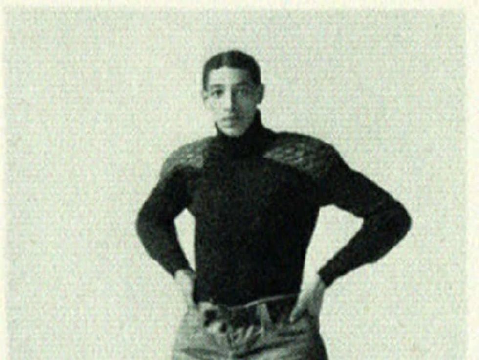 Bobby Marshall made history playing in NFL's first game a century ago