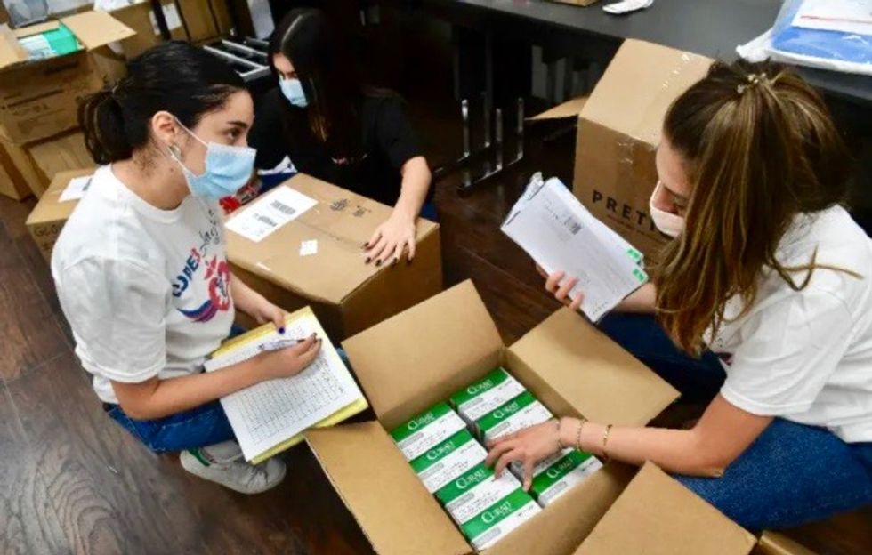 LA's huge Armenian diaspora mobilizes for Karabakh