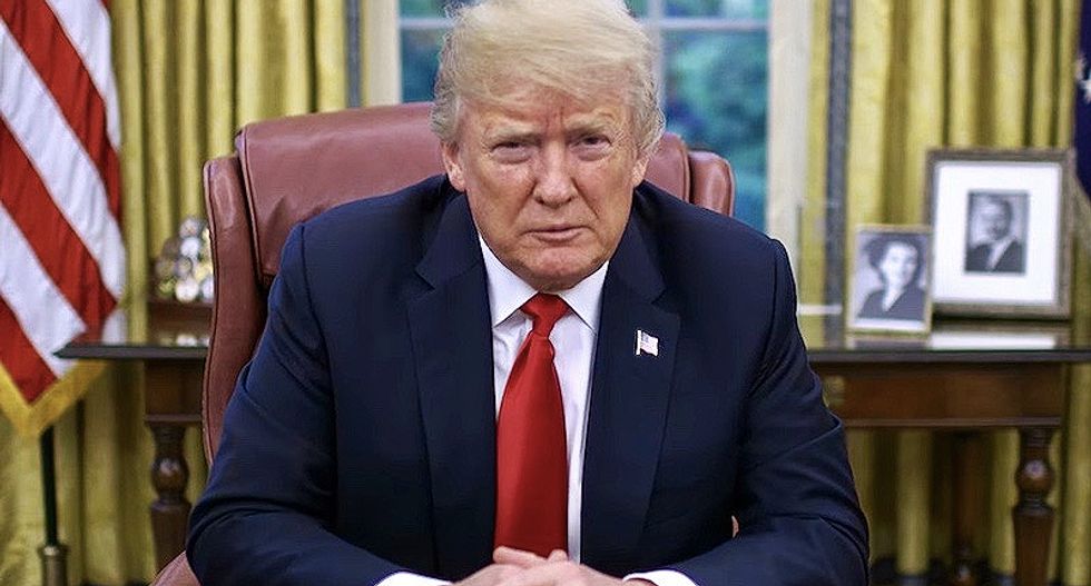 Trump defies quarantine and returns to Oval Office for briefing on stimulus and Hurricane Delta: report
